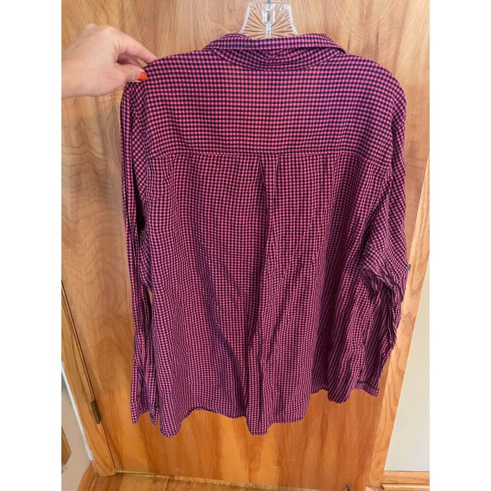 Magenta and Navy Checkered Button down - Picture 2 of 4